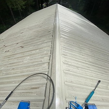 Metal-Barn-Roof-Cleaning-Project-in-Vancouver-Washington 2